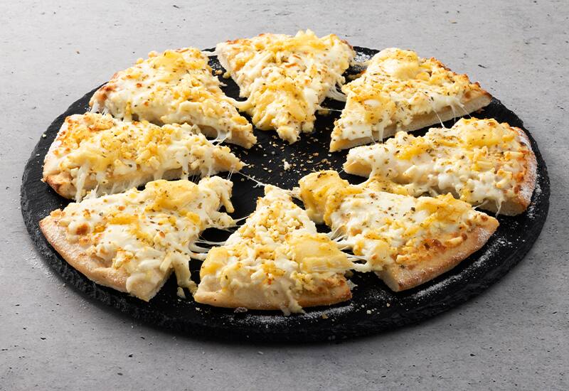 domino's 4 cheese pizza review